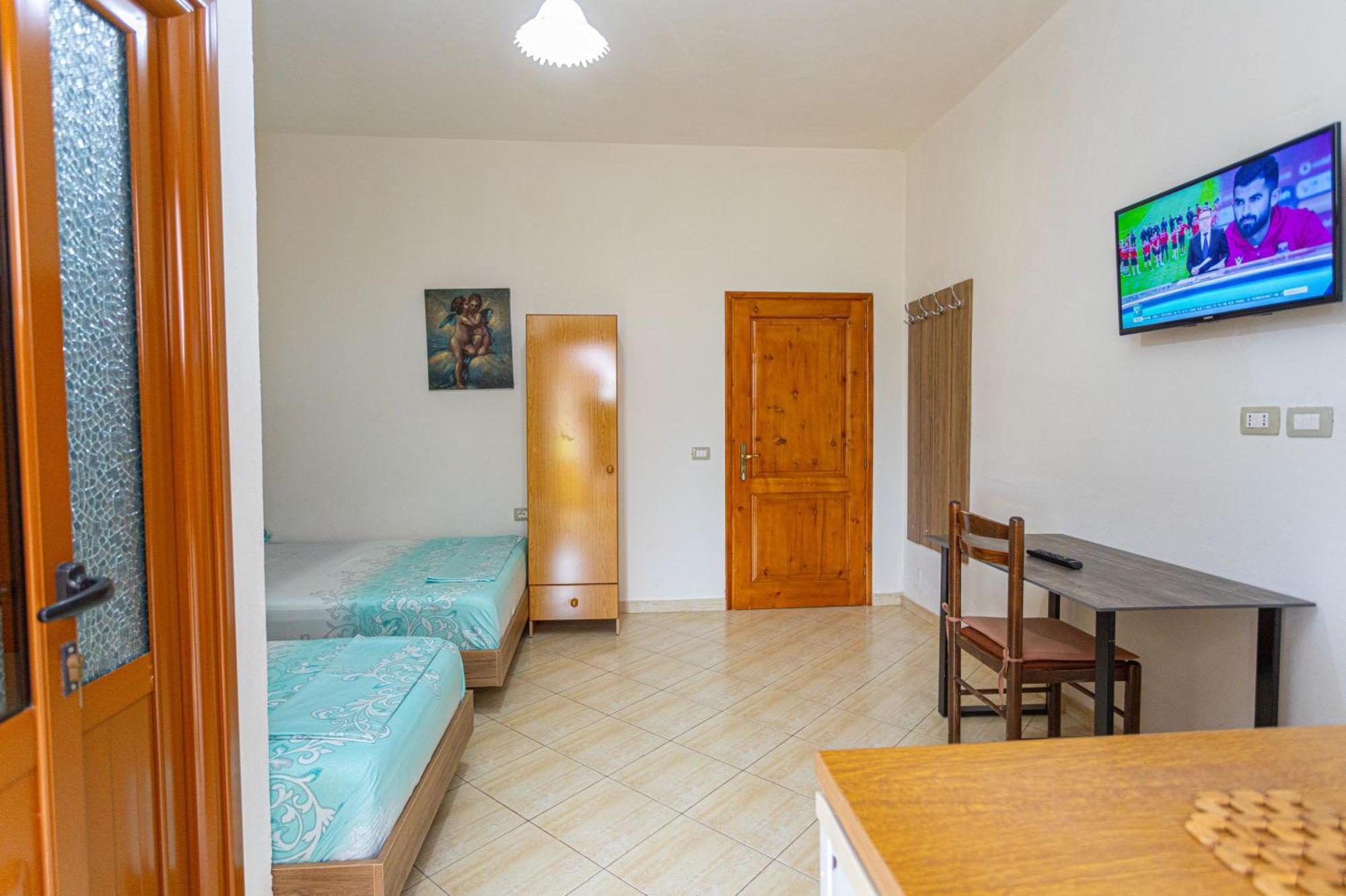 Hotel Olti Vlorë Buitenkant foto