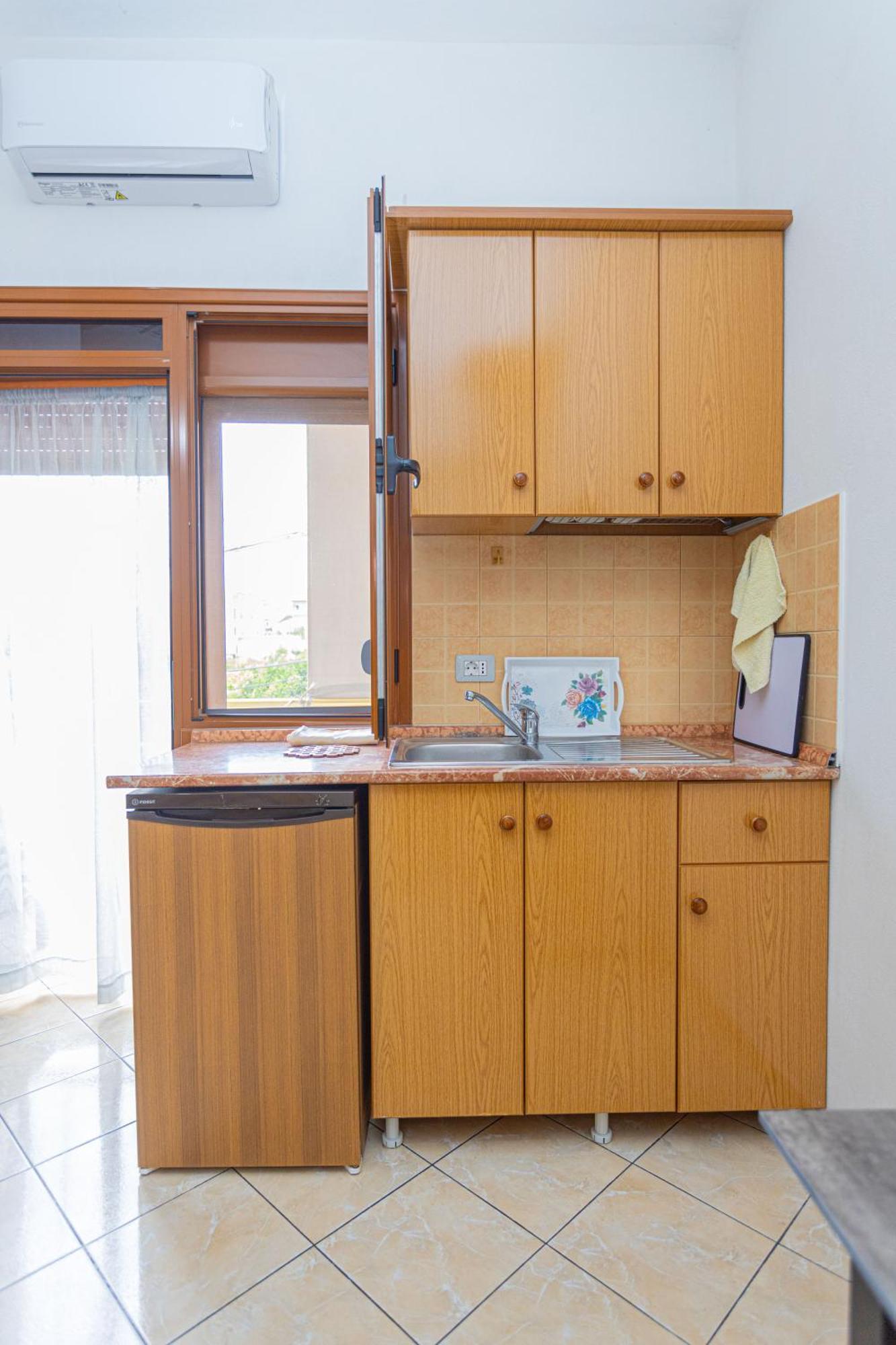 Hotel Olti Vlorë Buitenkant foto